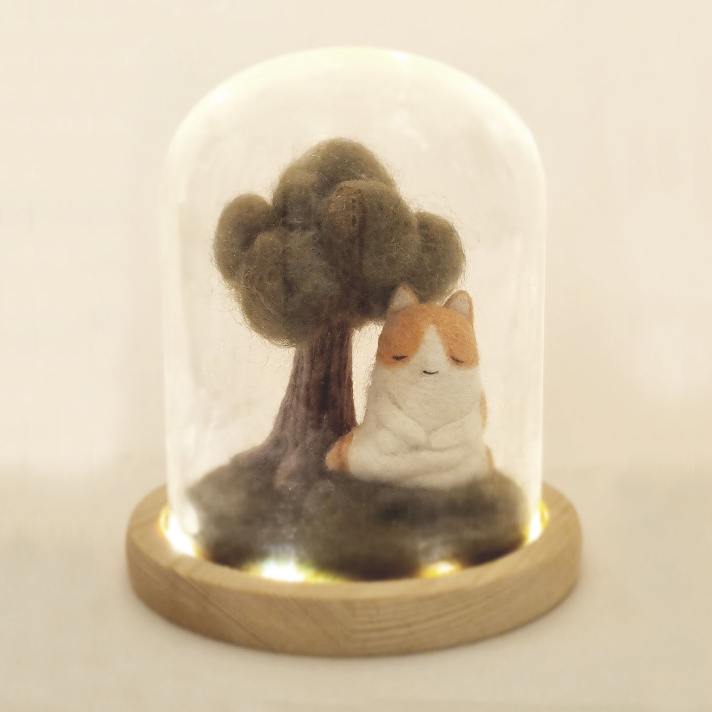 Handmade Meditating Siha felt miniature (Bodhi Tree theme)